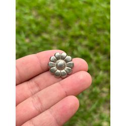 APLIQUE MARGARIDA FLOR 22 MM BRANCO - MARGBRA22 - ANTIGU'S