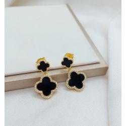 Brinco Trevo Madre Negro Com Detalhes de Zircônias... - A S JOIAS E SEMIJOIAS