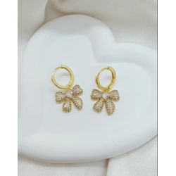 Brinco Argola Laço Cravejado Zircônias Banhada a O... - A S JOIAS E SEMIJOIAS