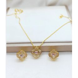 Conjunto Flor Zircônias Banhado a Ouro - 998.43 - A S JOIAS E SEMIJOIAS