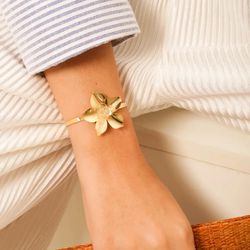 Bracelete Linha Orgânica Flor Banhado a Ouro - 999... - A S JOIAS E SEMIJOIAS