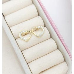 Brinco Coração Metade Zircônias Banhado A Ouro - ... - A S JOIAS E SEMIJOIAS