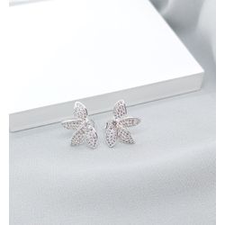 Brinco Meia Flor Cravejado Zircônias Banhado a Pra... - A S JOIAS E SEMIJOIAS