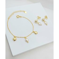 Conjunto Infantil Pulseira e Brinco Corações Banha... - A S JOIAS E SEMIJOIAS