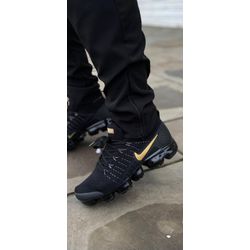 Tênis Nike VaporMax 2.0 Preto/Dourado - Atacado das Tailandesas