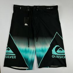 Bermuda Surf Quiksilver com degrade azul e preta - Atacado das Tailandesas