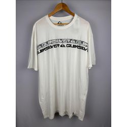 Camisa Quiksilver Branca Escrita No Peito - Atacado das Tailandesas