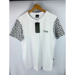 Camisa Peruana Boss Branca Escrita Na Manga - Atacado das Tailandesas