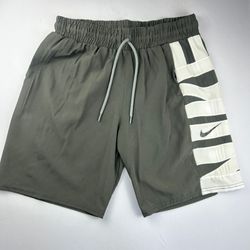 Bermuda Tactel nike cinza com detalhe no canto dir... - Atacado das Tailandesas