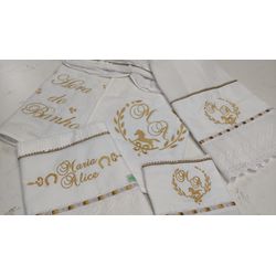 KIT DE FRALDA DE OMBRO + BOCA PERSONALIZADO - 072 - Ateliê Ágape