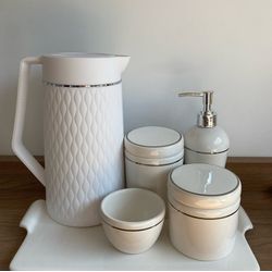 Kit Higiene Branco Filhete prata - KHBFP008 - Ateliê Ágape