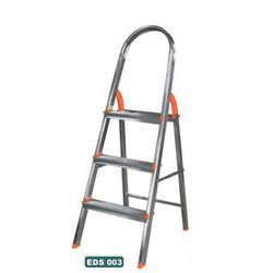 ESCADA ALUMINIO ABRIR 03 DEGRAUS AGATA - COLOMARTI FERRAMENTAS