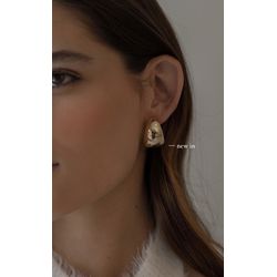 Argola Bold Ouro - 00418 - ISABELA MATTOS ACESSÓRIOS