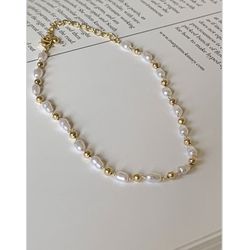 Tornozeleira Pérolas e Esferas Ouro - 47478348 - ISABELA MATTOS ACESSÓRIOS
