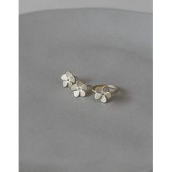Brinco Mini Flor Acetinado Ouro - 374927493 - ISABELA MATTOS ACESSÓRIOS