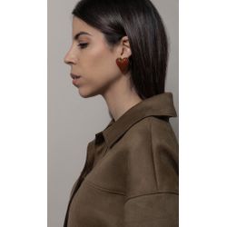Brinco Máxi Coração Resina Ouro - 95759793573 - ISABELA MATTOS ACESSÓRIOS