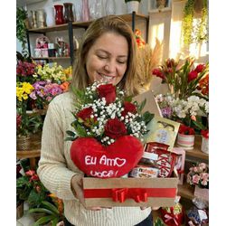 Cesta Com Muitas Delícias - 9819 - Bellas Cestas Online Salvador