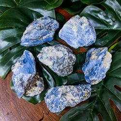 Cianita Azul Bruta 4/6 - BEM ME QUER ZEN