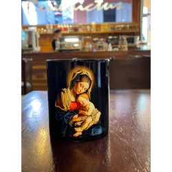 Caneca Cerâmica Mãe da Divina Providência - Alça e... - Benedictus Livraria Católica