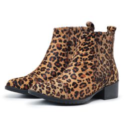 Bota Chelsea Bernotte Beatrice - Estilo Clássico com Toque Moderno