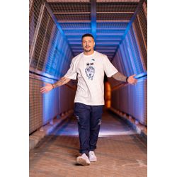 Camiseta Betta13 Astronauta Branca - camisetastrob... - Betta13