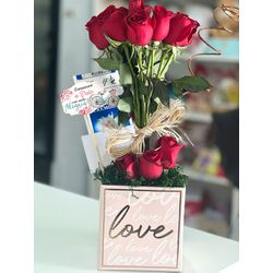 Arranjo Love's In the Air - Floricultura FLORA BARIGUI