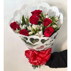 Buquê 6 Rosas Vermelhas - Floricultura FLORA BARIGUI