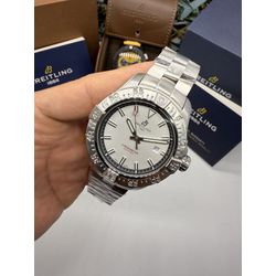 30-BRAAÇ - Relogio Breitling Avenger - Junior Relógios de Luxo