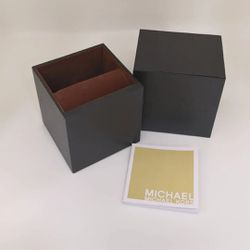 CXOMKP-002 - Caixa Original Michael Kors p Cod.cxo... - Junior Relógios de Luxo
