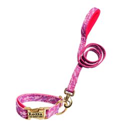 Coleira Camuflado Rosa com guia fecho de engate rá... - Brincadeira Animal