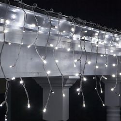 Cascata LED Natal 400 Leds Fixo Branco Frio IP44 Bivolt - Broketto Materiais Elétricos