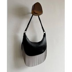 Bolsa Franja Metal 2406 Preto - 3885846013601 - B.S ACESSORIOS E PRESENTES
