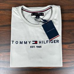 Camiseta TH Bege - A-5729 - DROPA AQUI