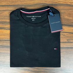Camiseta TH Preto - A-6043 - RP IMPORTS