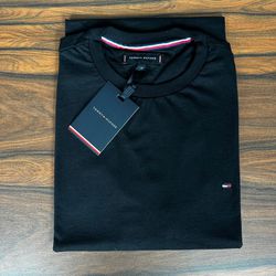 Camiseta TH Preto. - A-6465 - DROPA AQUI