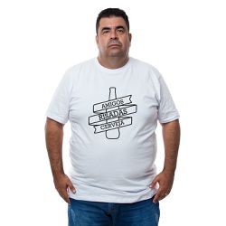 Camiseta Plus Size - Desenho Amigos Risadas Cervej... - CAPITÃO PIRATA