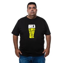 Camiseta Plus Size - Imagem Nunca Fiz Amigo Bebend... - CAPITÃO PIRATA