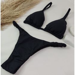 Conjunto Frufru Preto - CARIOKAS MODA PRAIA