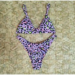 New Comfort Onça Violeta - CARIOKAS MODA PRAIA