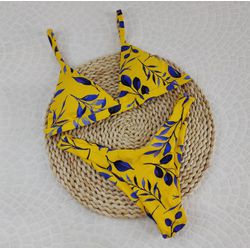 New Comfort Folhagem Amarelo com Azul - CARIOKAS MODA PRAIA