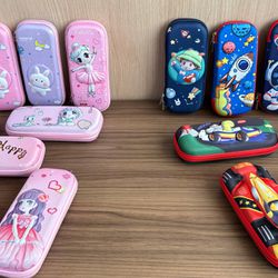 Estojo de Poliéster 22x9x4cm com Estampas 3D - 224... - CHAMMA FESTA