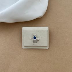 ANEL ZIRCÔNIA GOTA SAFIRA GALERIA CRAVEJADA GARRAS... - C Martiniano Joias