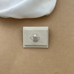 ANEL CORAÇÃO ZIRCÔNIA 4MM EMBUTIDO NO ARO PARTE CR... - Pratas Pomposa