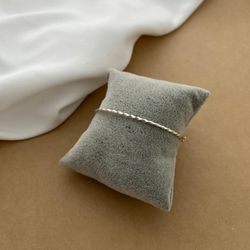 Bracelete Levemente Torcido 6,5x5,4 Com Trava - 26... - C Martiniano Joias