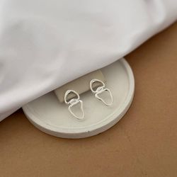 BRINCO ORGÂNICO CRAVEJADO NO MEIO - 26462 - Pratas Pomposa