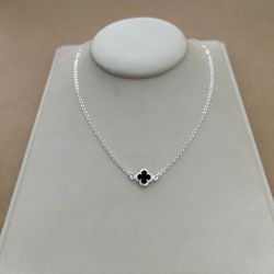 CHOKER COM 1 TREVO DE ZIRCÔNIA ÔNIX - 27427B - C Martiniano Joias