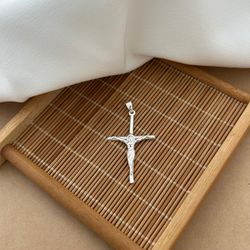 PINGENTE JESUS CRUCIFIXO - 27410 - C Martiniano Joias