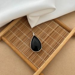 PINGENTE GOTA GRANDE PEDRA NATURAL ÔNIX - 26646C - C Martiniano Joias