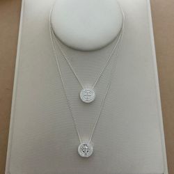 ESCAPULÁRIO DE SÃO BENTO 2 FACES COM MINI ZIRCÔNIA... - C Martiniano Joias
