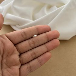PIERCING ARGOLINHA LISA COM MINI CORAÇÃO CHEIO LIS... - C Martiniano Joias